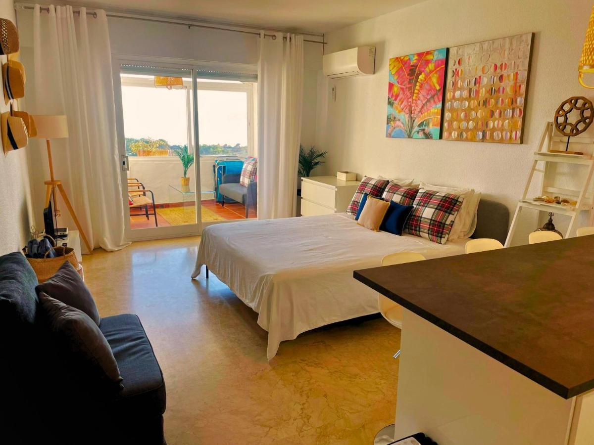 Gibraltar View - Marina Bay Apartamento Estepona