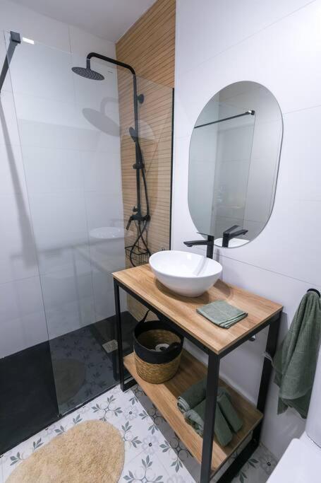 Estudio-oficina Moderno, Centro De Apartamento