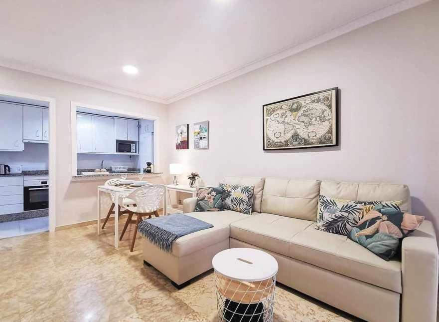 Centro Playa By Houselogy Apartamento Marbella