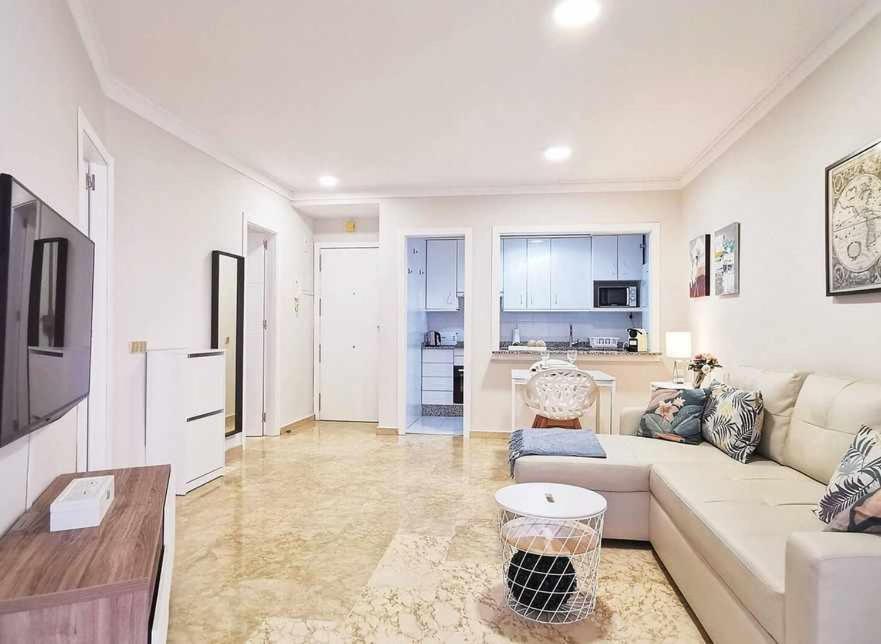 Centro Playa By Houselogy Apartamento Marbella
