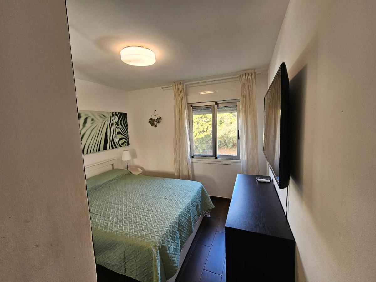 Cristimar H23 Big Pool, 3 Bedroom And 3 Baths Apartment