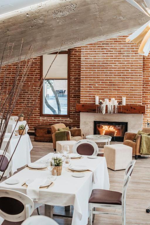 Hotel Restaurante El Montico Tordesillas