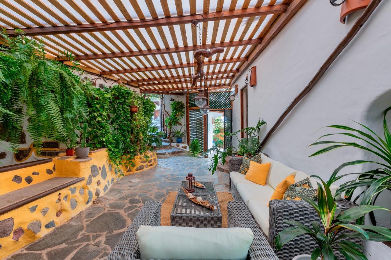 Casas De La Rueda - El Patio Santa Lucía