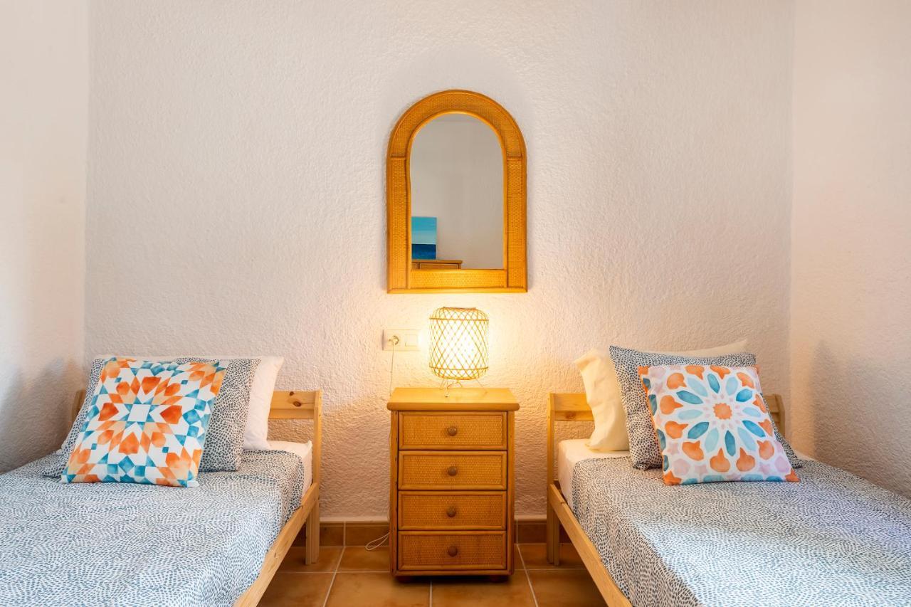 En Javea, Cerca De La Caleta Apartment