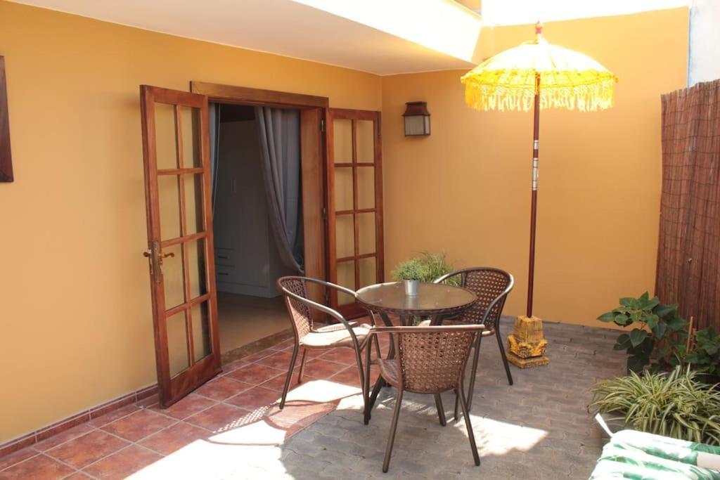 Chalet Casa Con Piscina En El Centro *