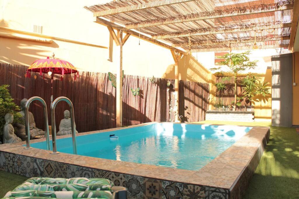 Casa Con Piscina En El Centro Chalet *