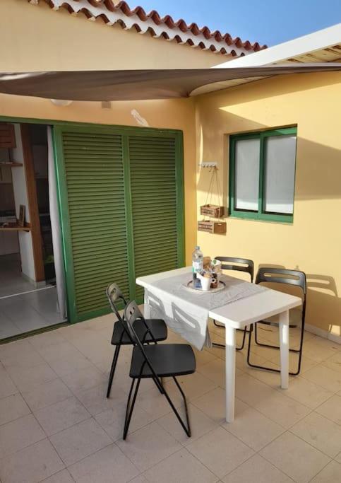 Amarilla Terrace Apartment