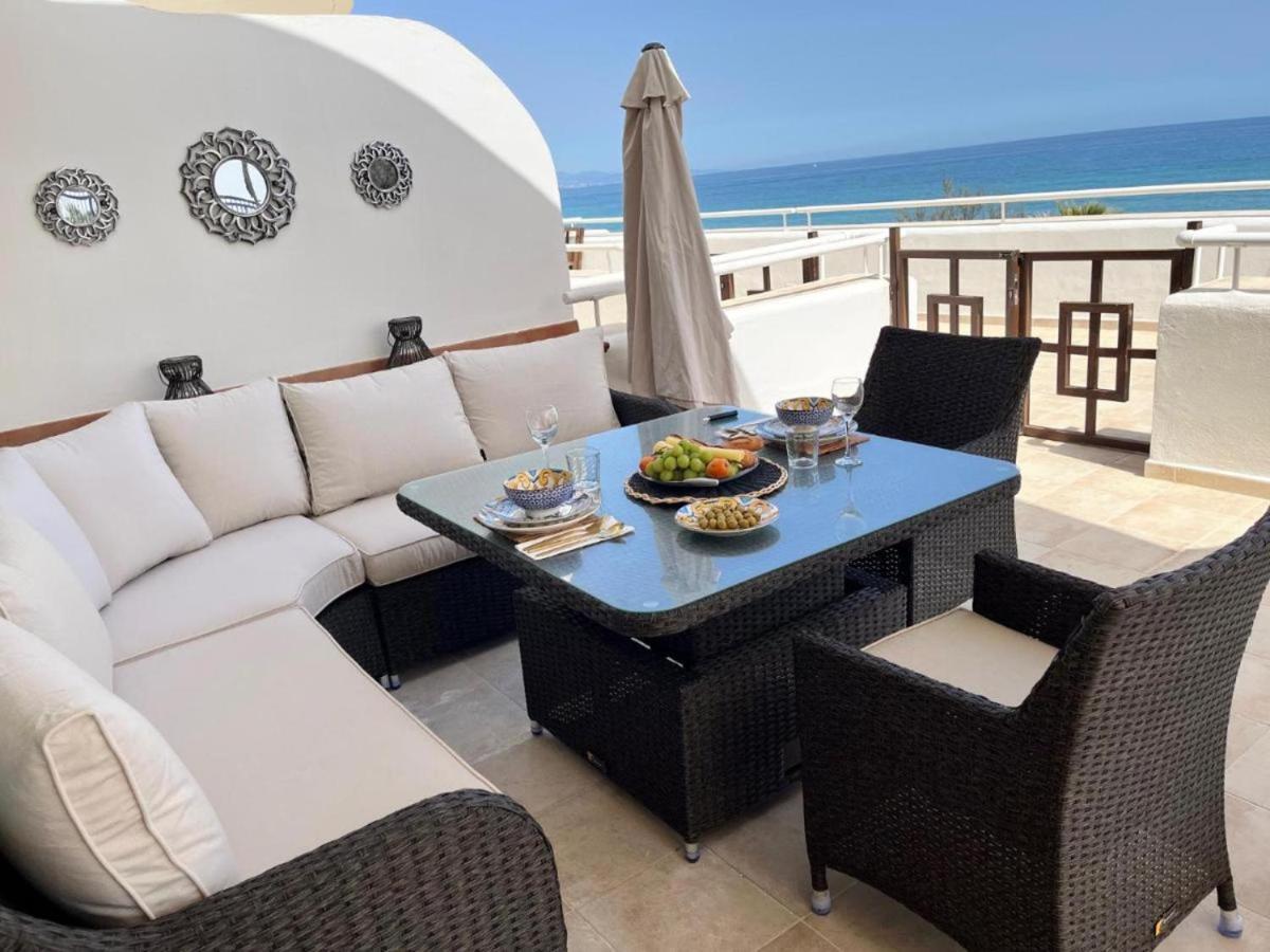 Spacious Stunning Views 2-bed * Estepona