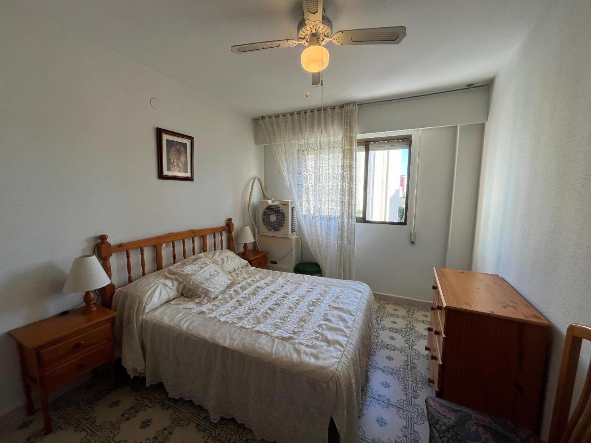 Atenas Solo Familias Serviplaya