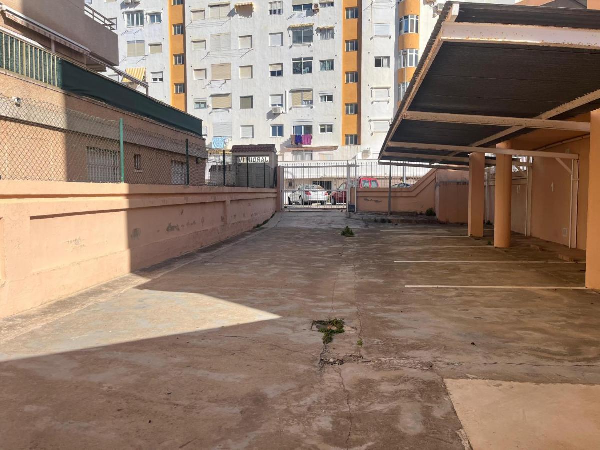 Atenas Solo Familias Serviplaya