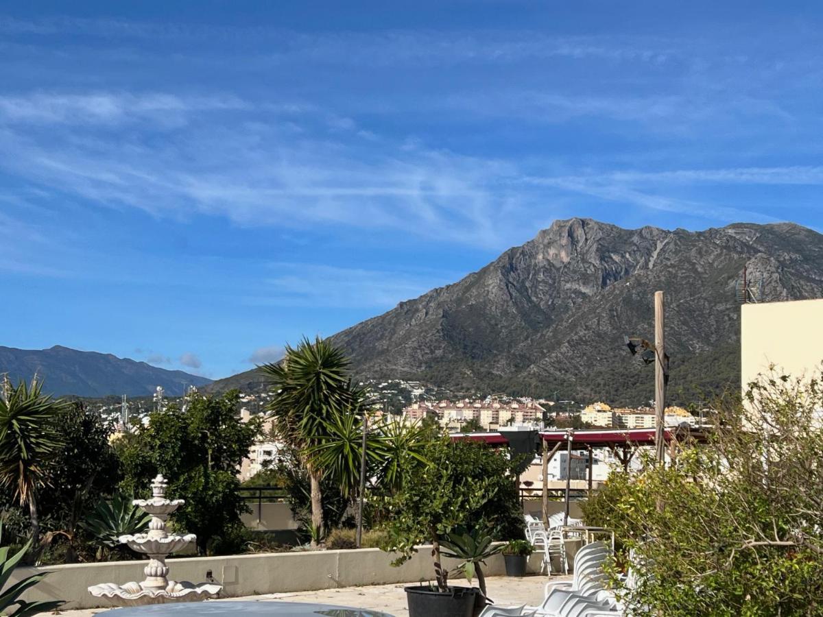 Apartamento On The First Line Of The Sea With A View And Free Parking Marbella