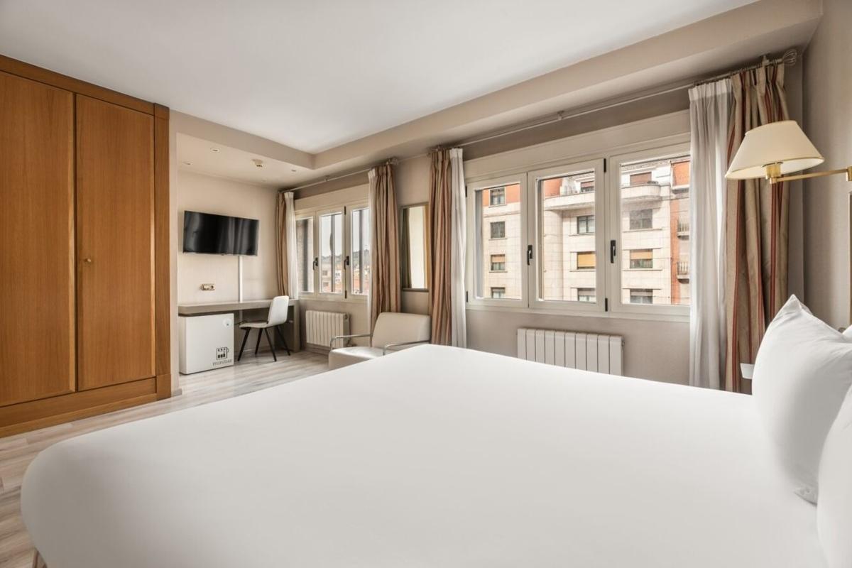 Crisol Almirante Bonifaz Hotel 4*