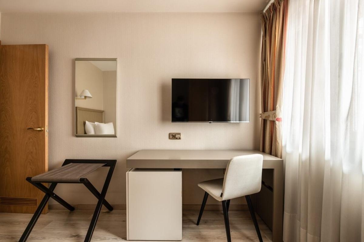 Crisol Almirante Bonifaz Hotel 4*