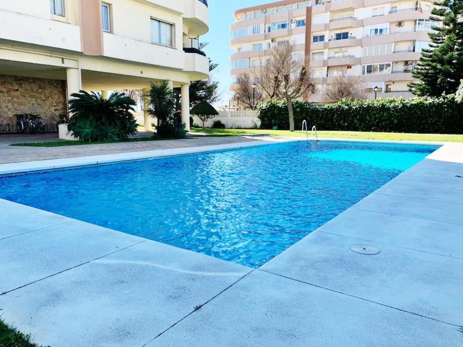 Apartamento Primera Linea De Playa Nuevo Y Luminoso