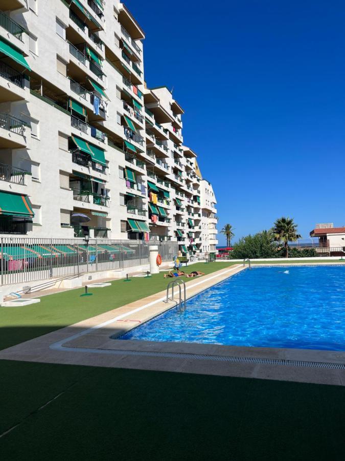Apartamento Nuevo Centrico En Primera Linea De Playa Con Vistas Al Mar, Piscina, Aire Acondicionado Y Wifi Peñíscola