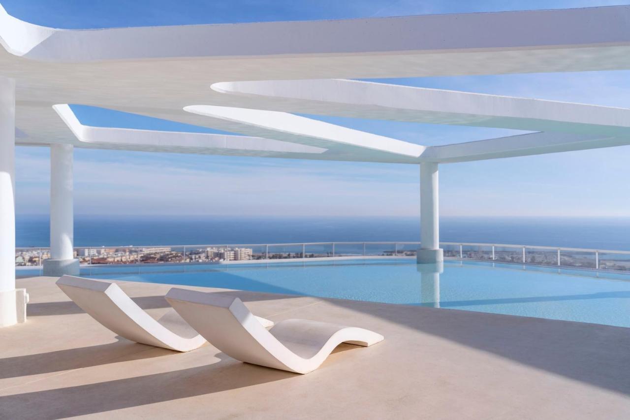 Gran Canet 2br! Walk To Beach, Sea View, Sauna & Gym