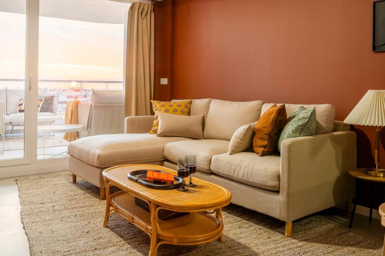 Gran Canet 2br! Walk To Beach, Sea View, Sauna & Gym Apartment *
