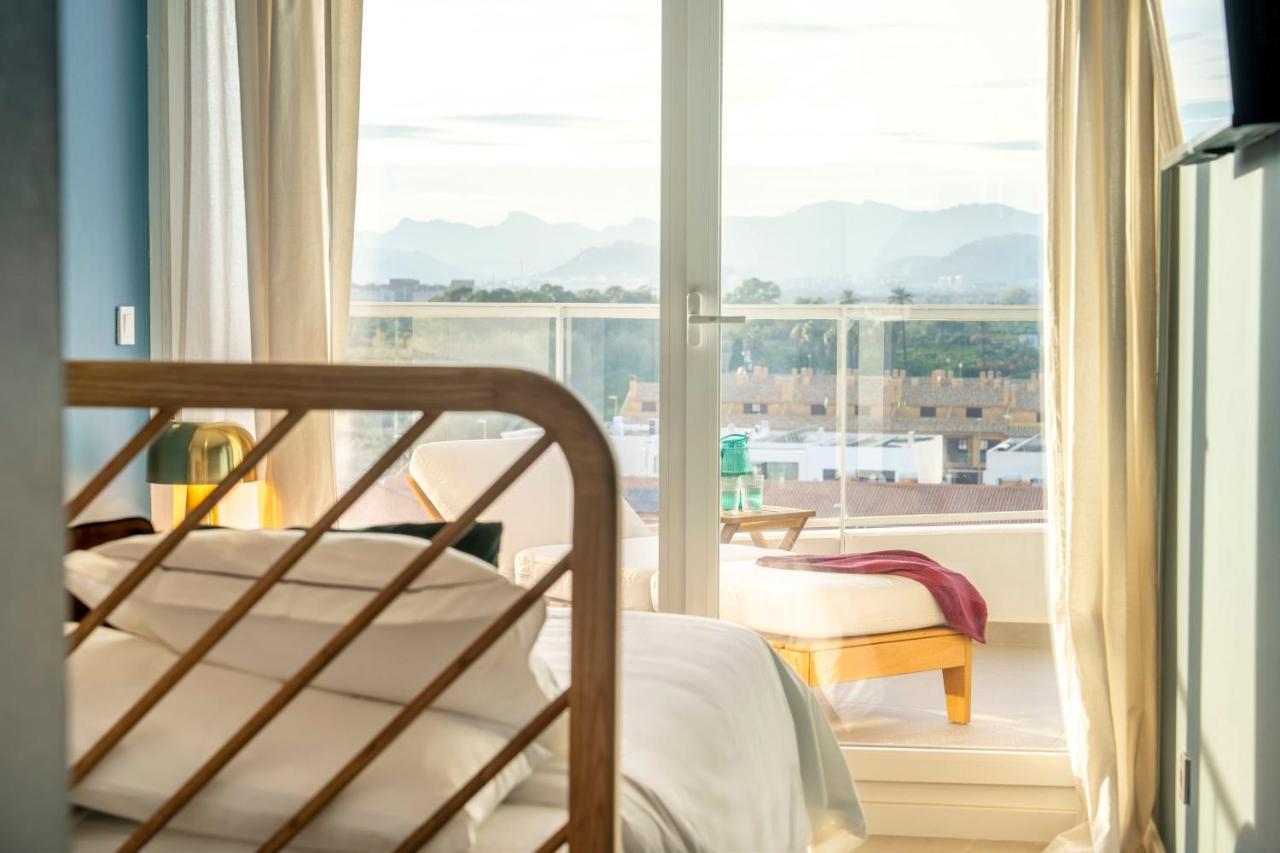 Gran Canet 2br! Walk To Beach, Sea View, Sauna & Gym Apartment *