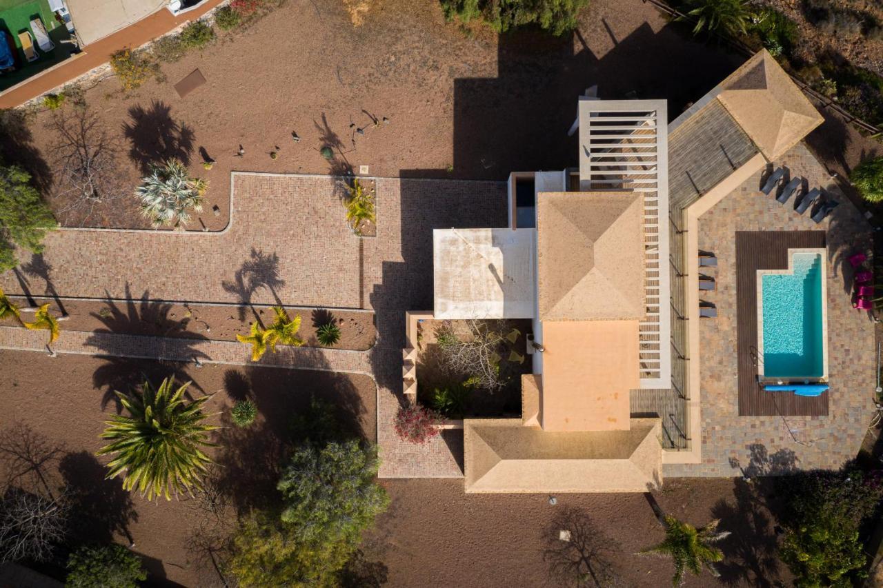 Villa Atlanntes Con Piscina En Fuerteventura Triquivijate