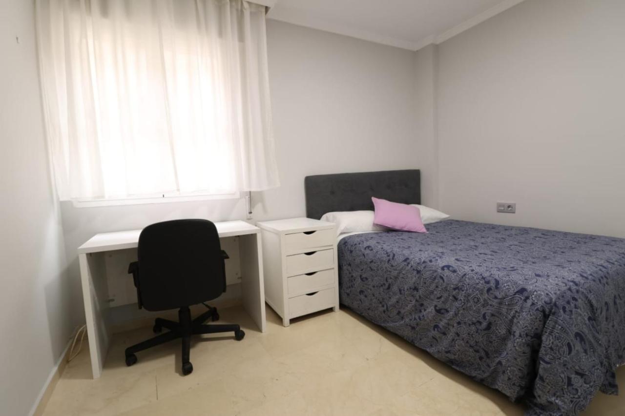 Apartment Piso En Pleno Centro De Huelva. *