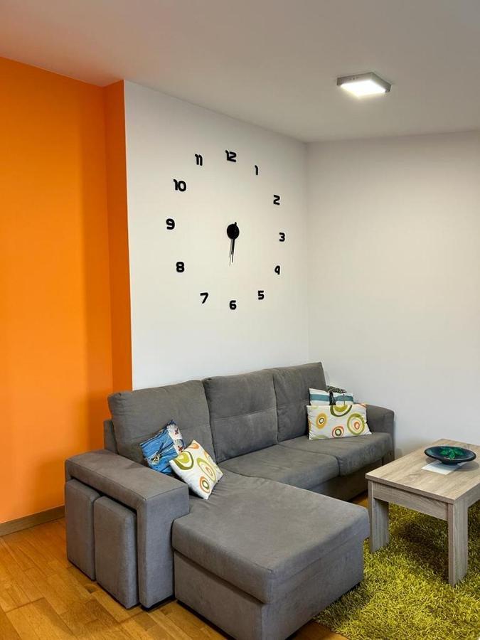 Apartment Acogedor Atico En El Centro De O Porrino