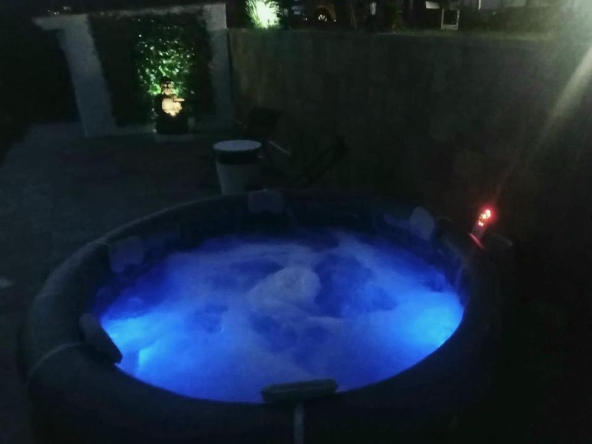 Сasa de vacaciones Buen Estar, Piscina, Barbacoa, Jacuzzi En Valencia Turís