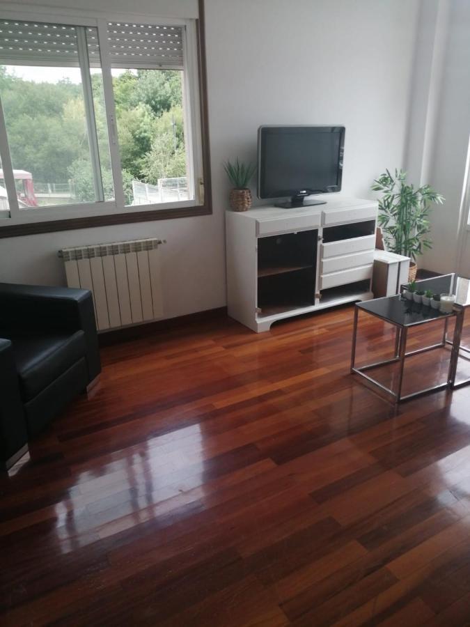 Santa Maria Bertamirans Ii Apartment