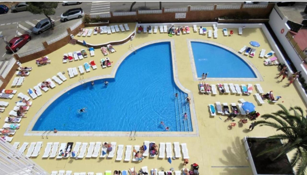 Apartamento Con Piscina En Salou