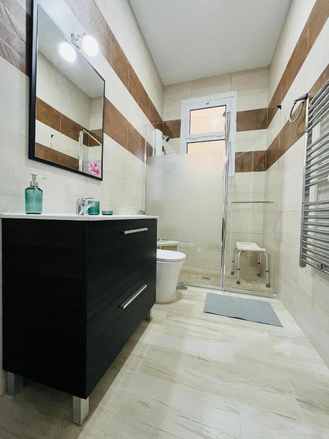 Isor Triana Apartment *