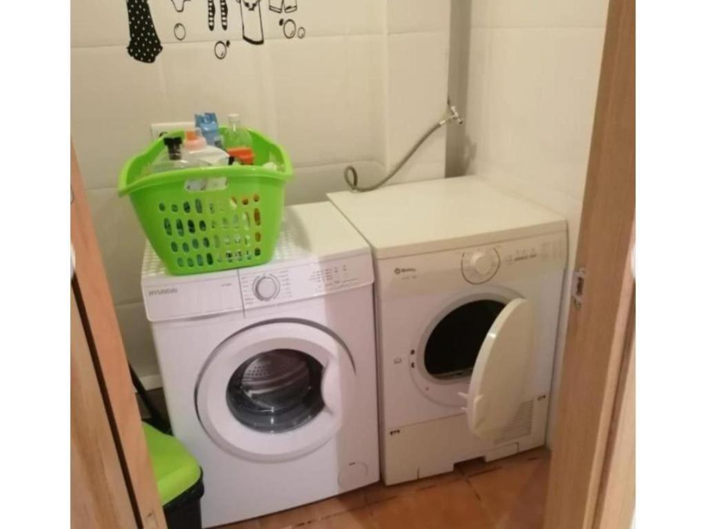 Casa Con Piscina De 8-14 Personas Holiday home