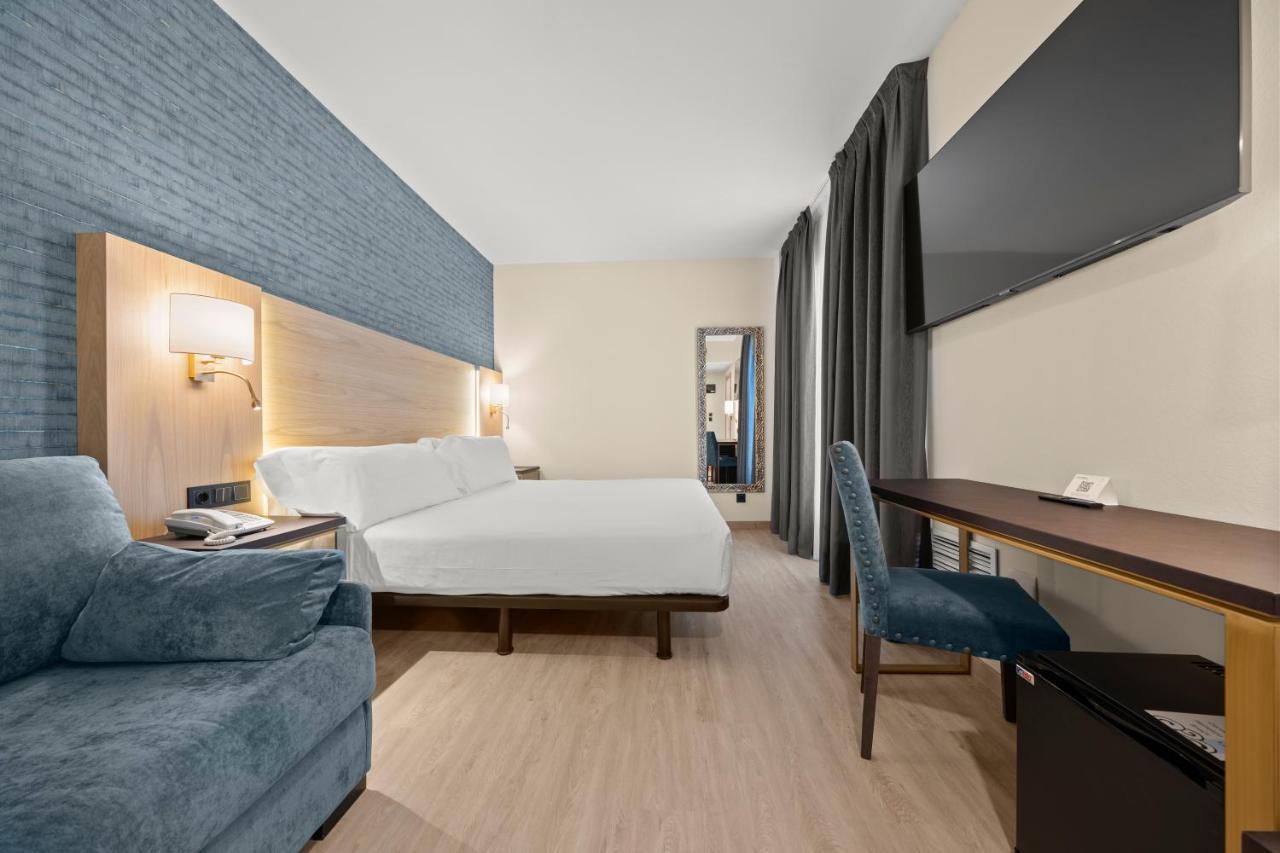 Zentral Rey Pelayo Hotel