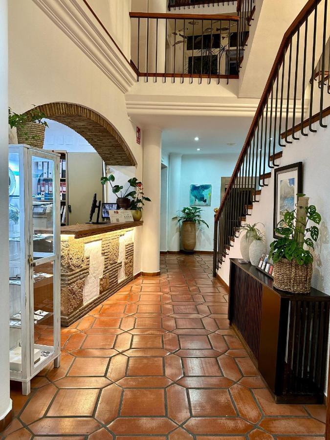 Nou Roma Hotel 3*