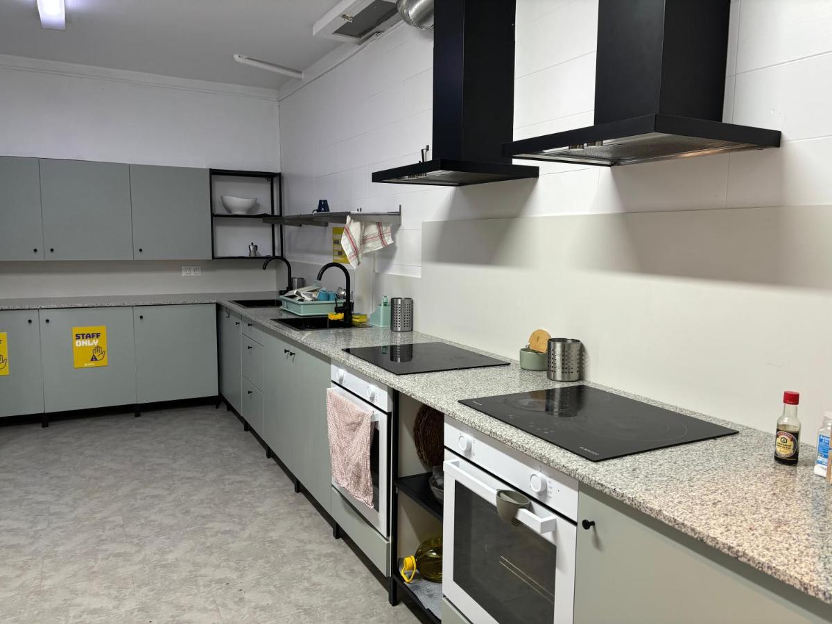 Hostal Onefam Les Corts *