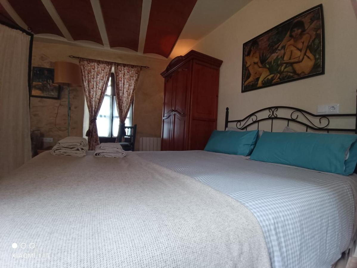 Hospederia Y Aptos Casa De Piedras