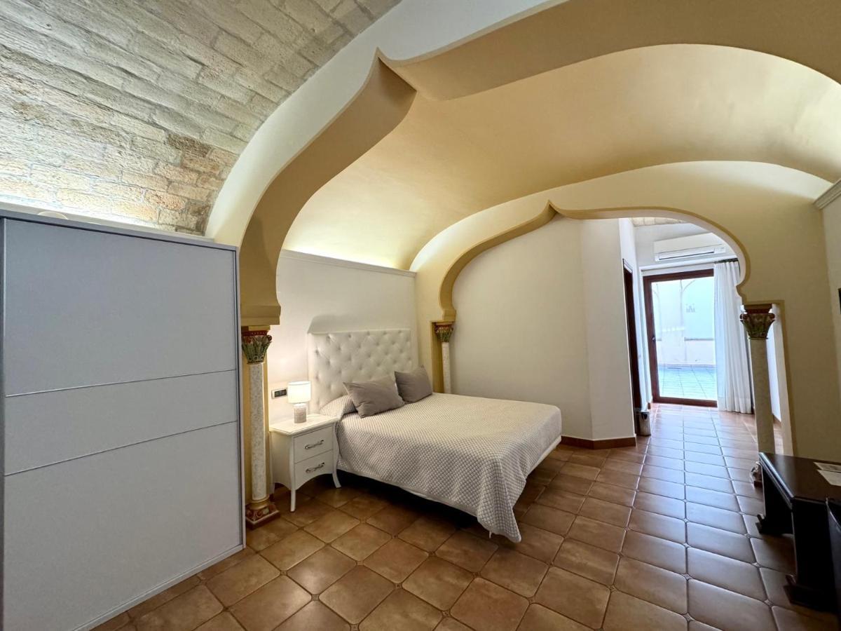 Kazar Hotel