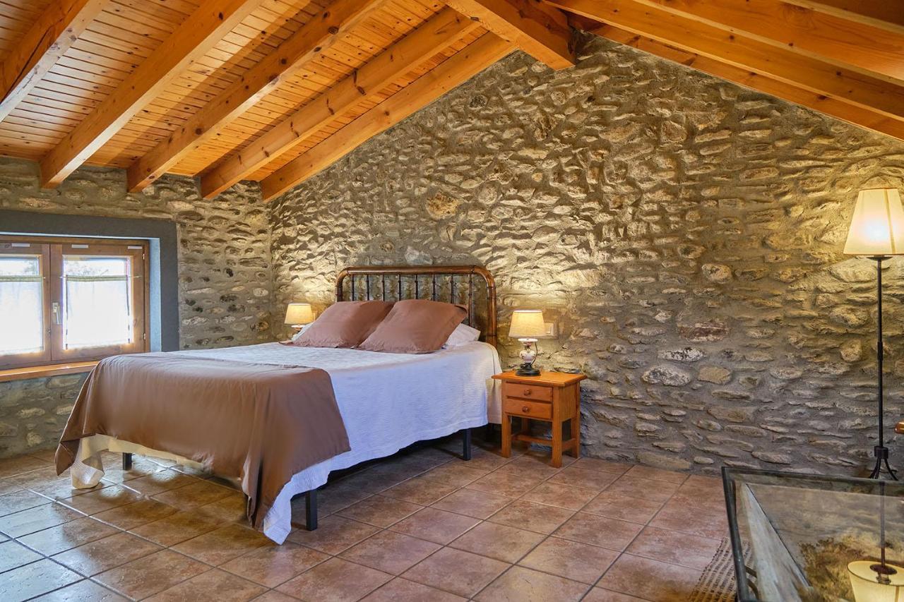Country house Cal Marrufes *