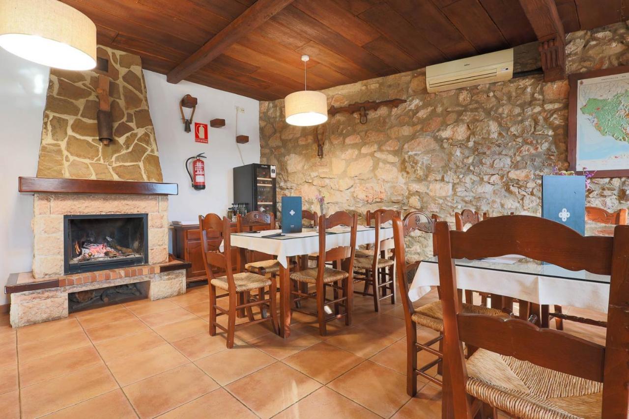 Hotel Tugasa La Villaluenga Del Rosario