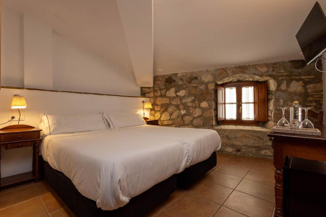 Hotel Tugasa La Villaluenga Del Rosario