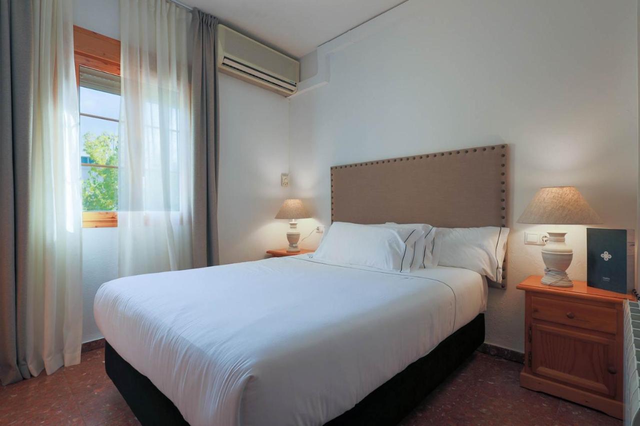 Tugasa El Almendral Hotel 2*
