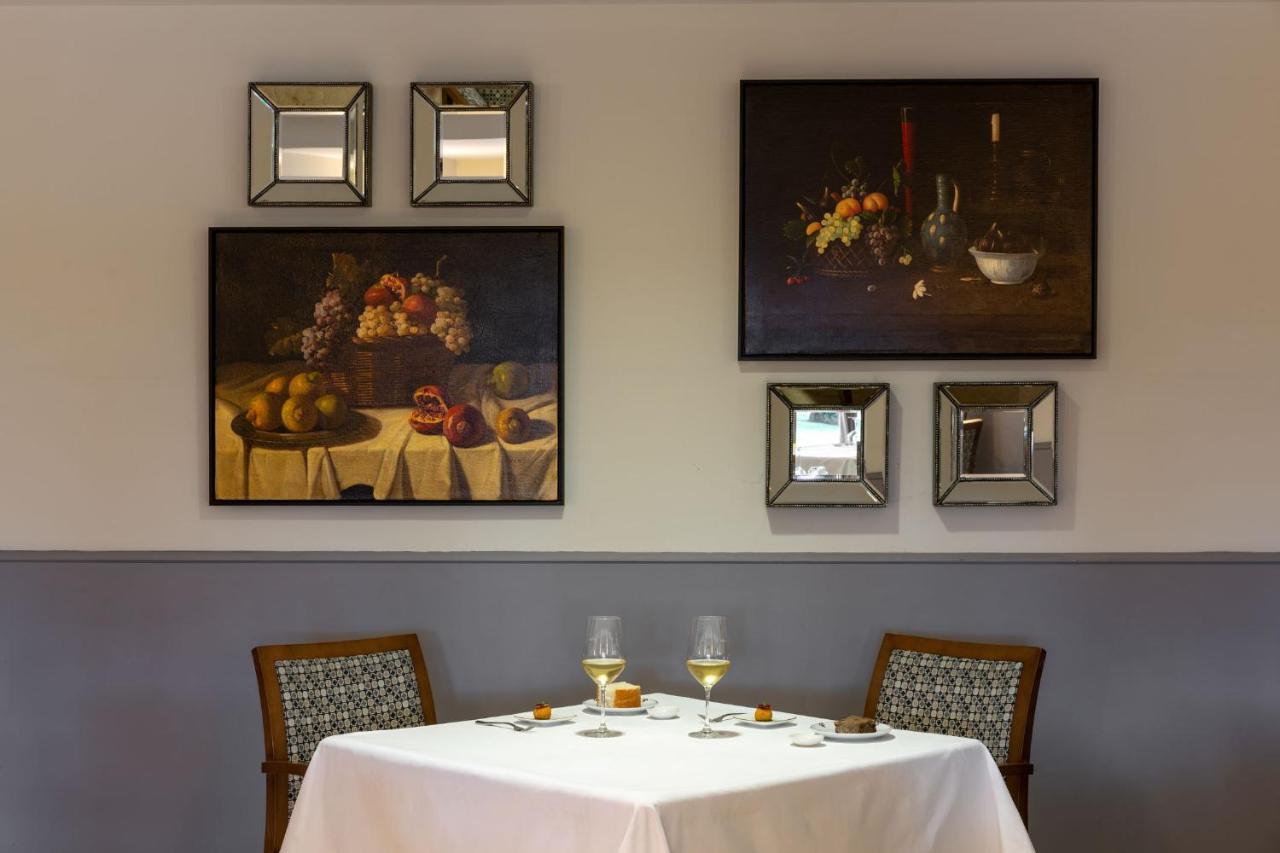 Hotel De 4*