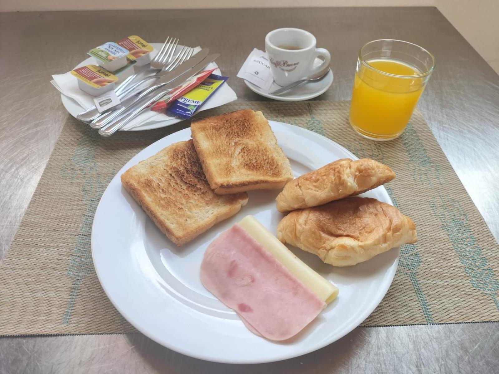 Casthotels Fuertesol Apartment *