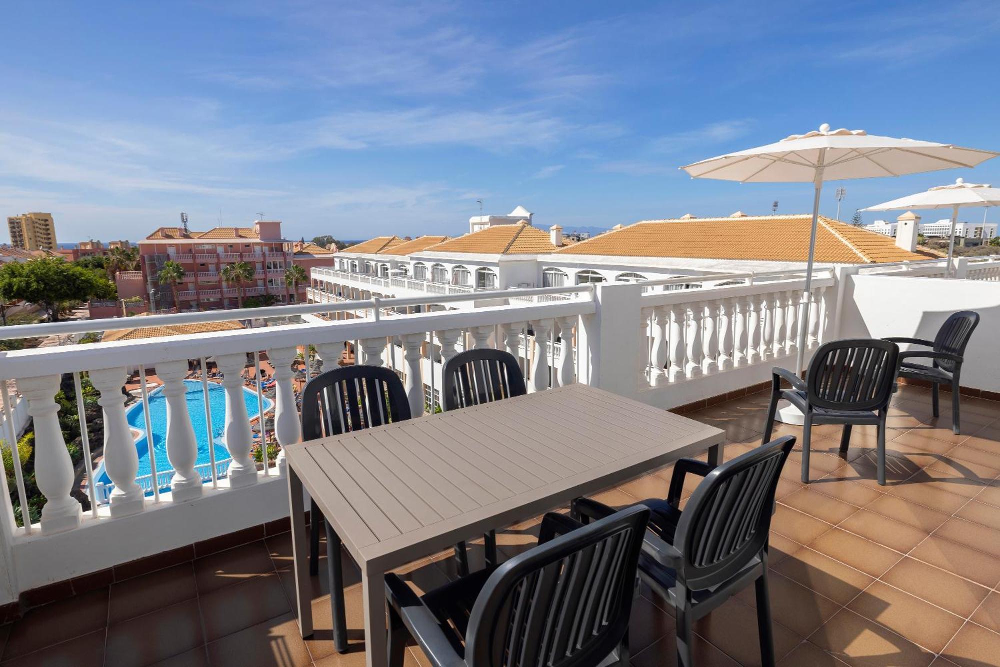 Whala!tenerife 3*