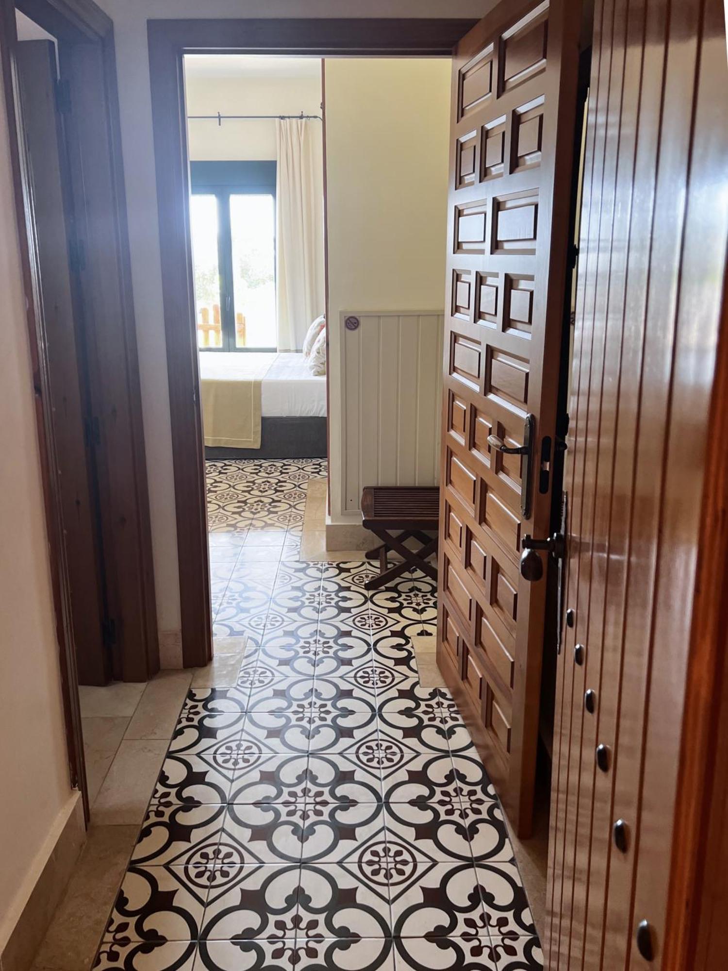 Sindhura Hotel 3*