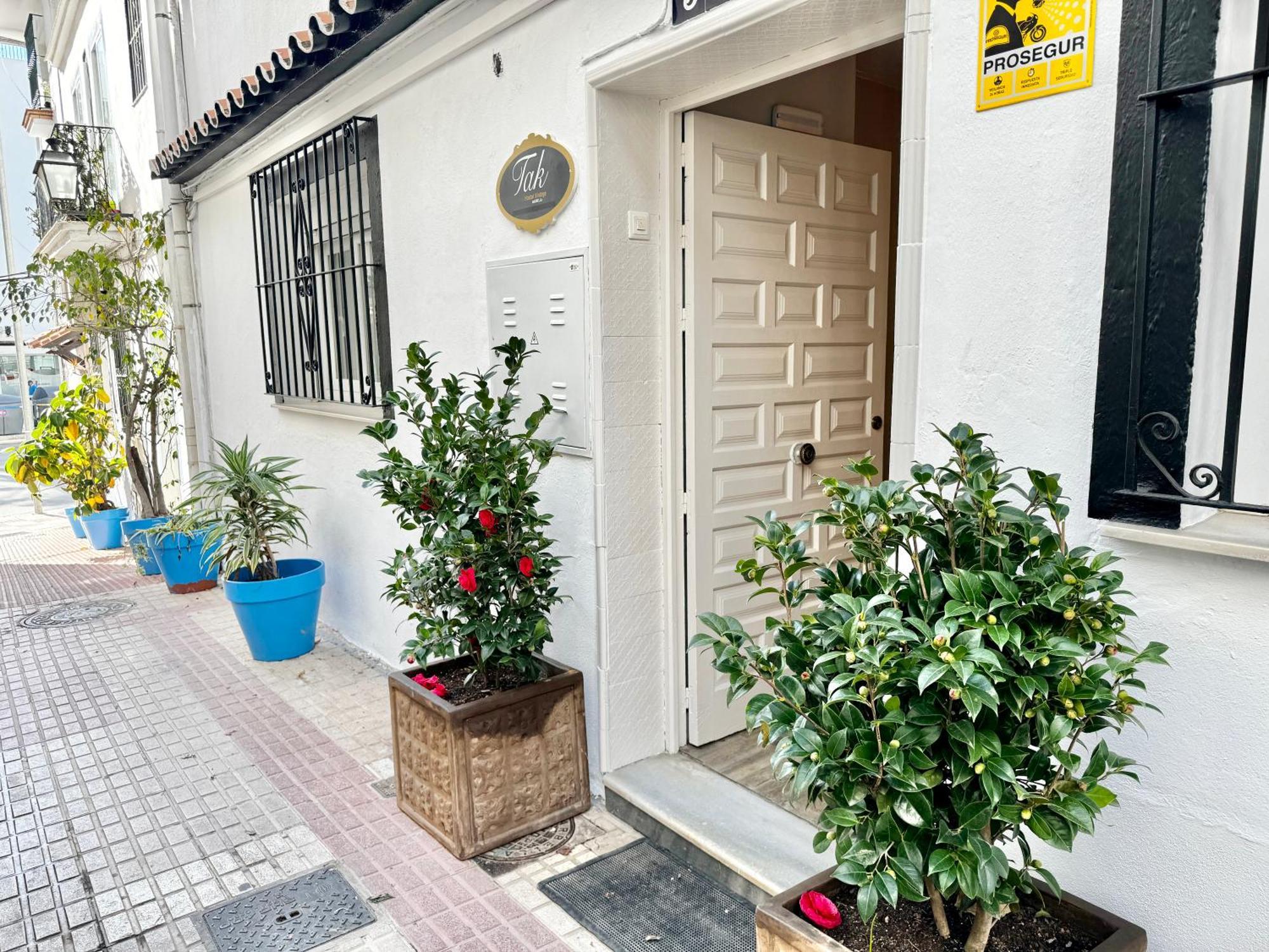 Tak Boutique Old Town