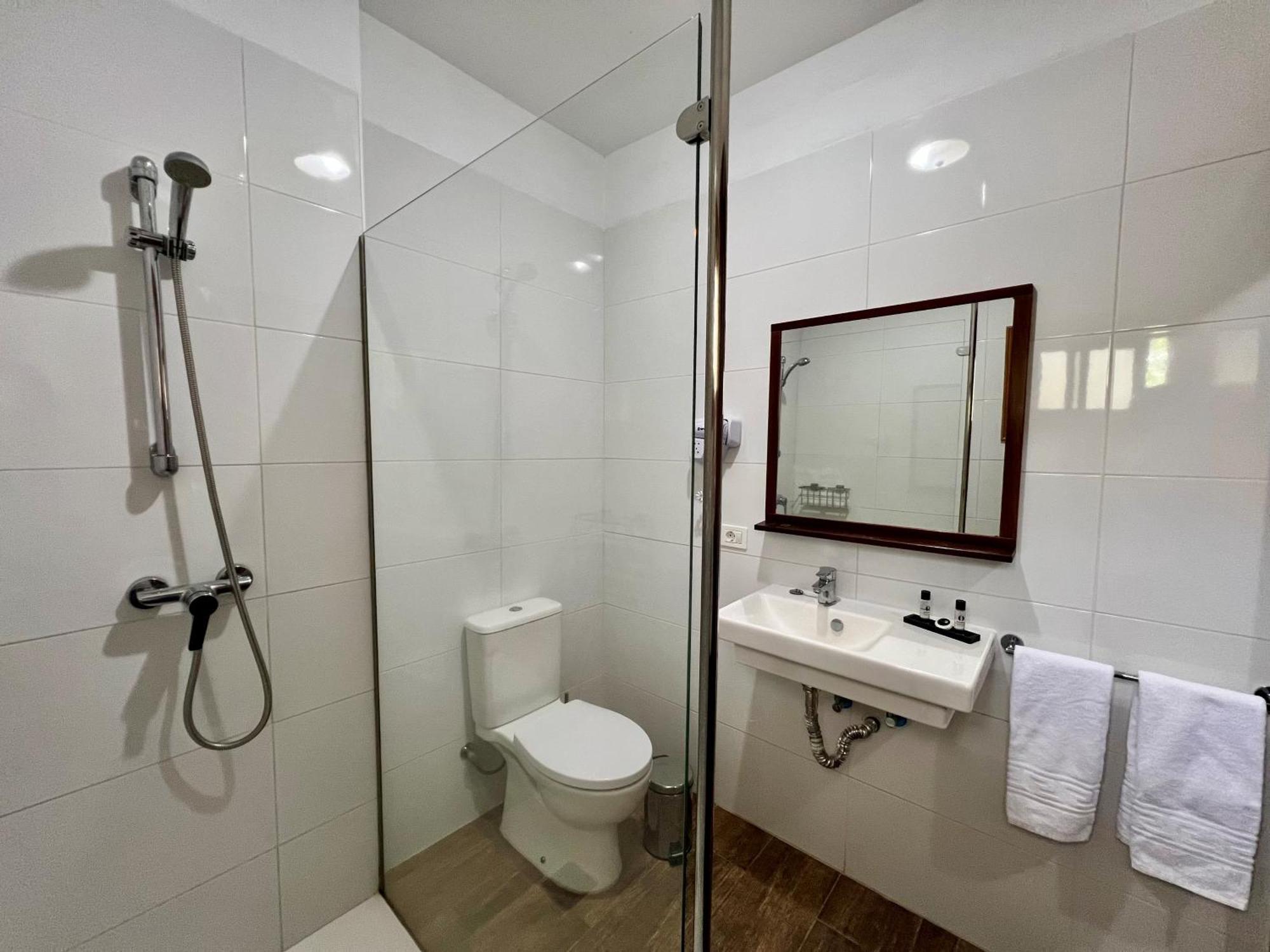 Apartamentos Frontera * Frontera