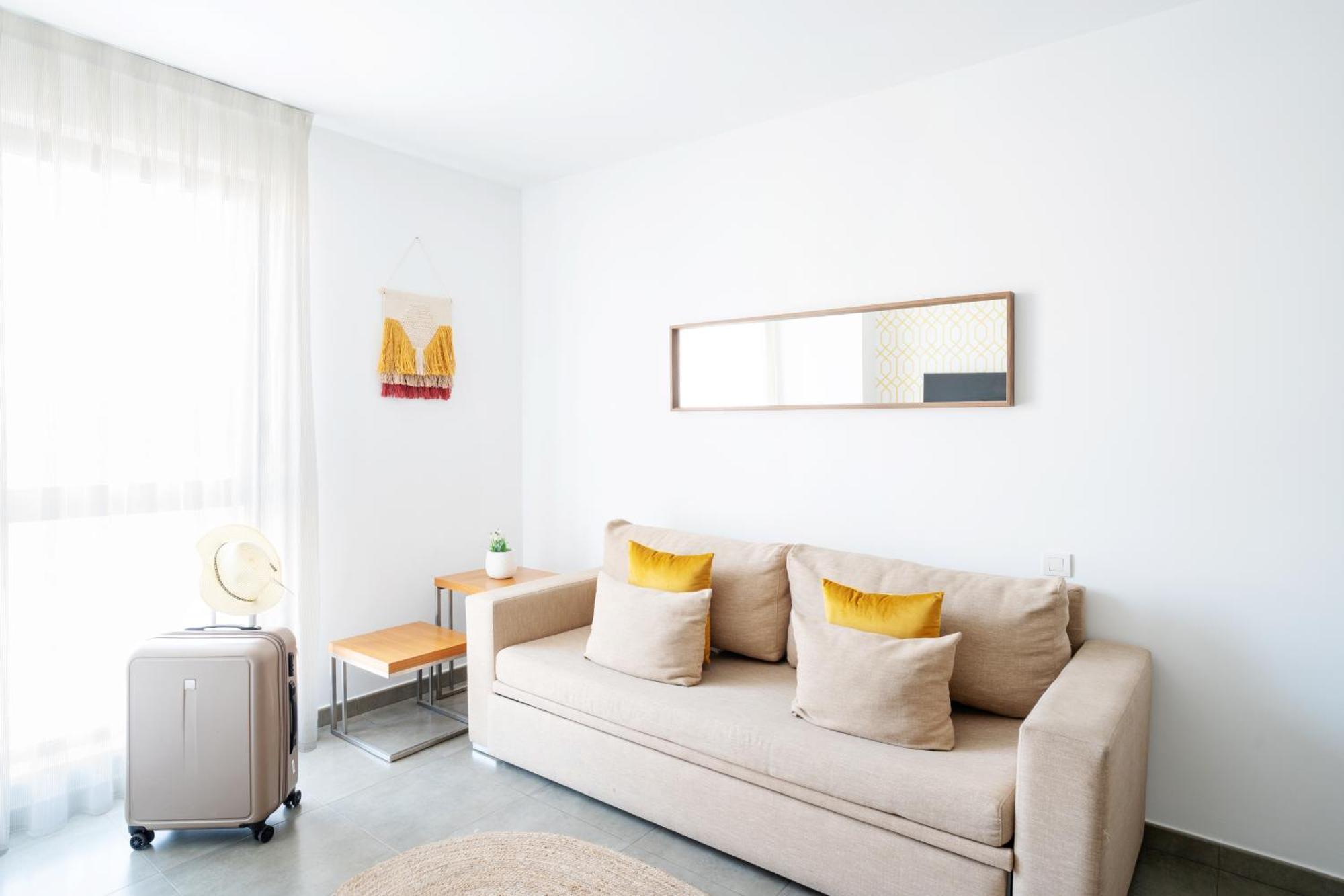 Aparthotel Ona Living Barcelona 4*