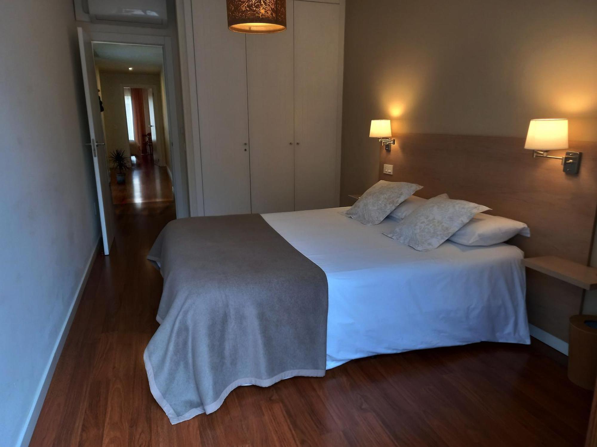 Littore Tormes Con Parking, Aa Y Piscina Apartamento *