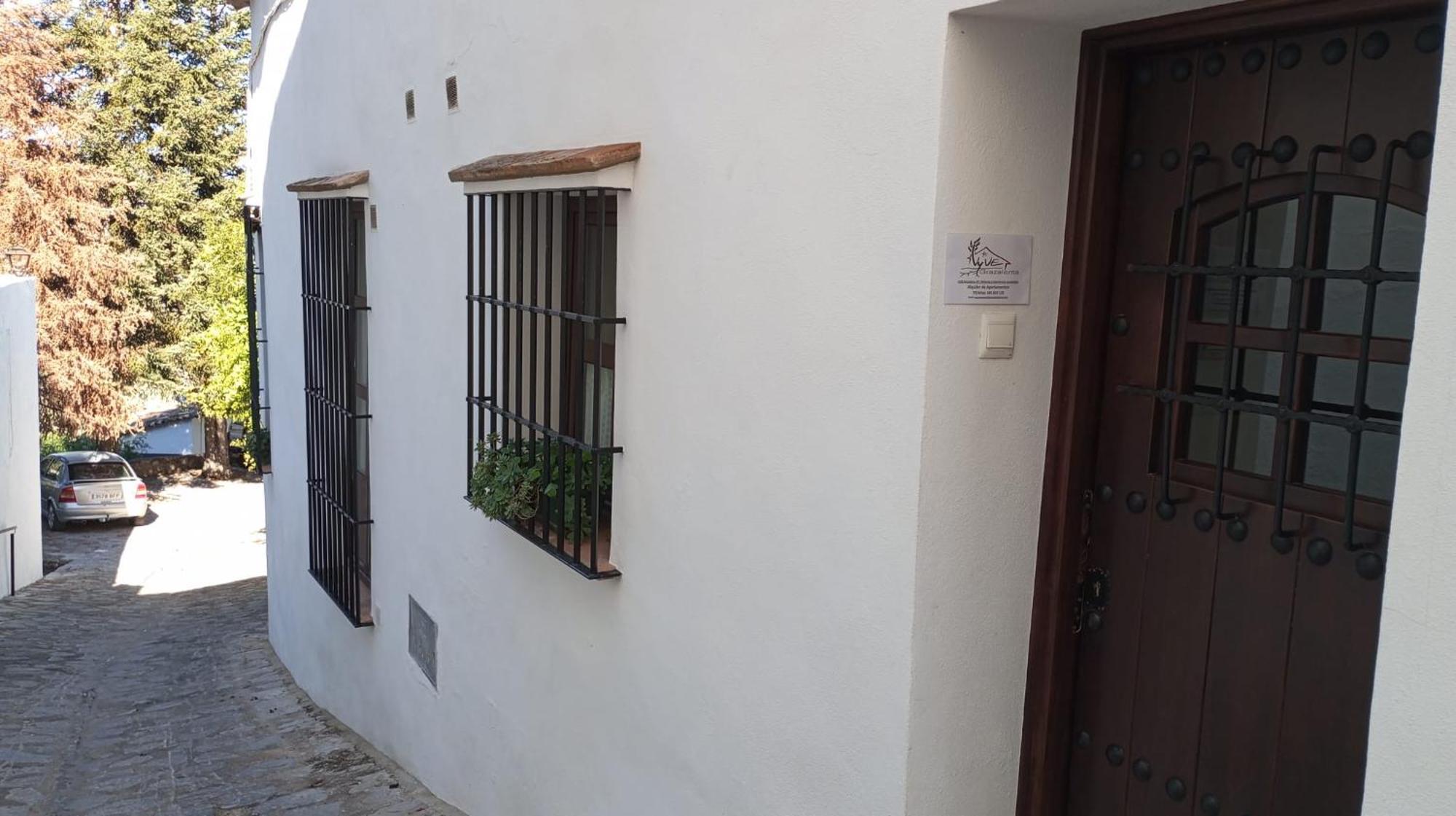 Hospederia Y Aptos Casa De Piedras