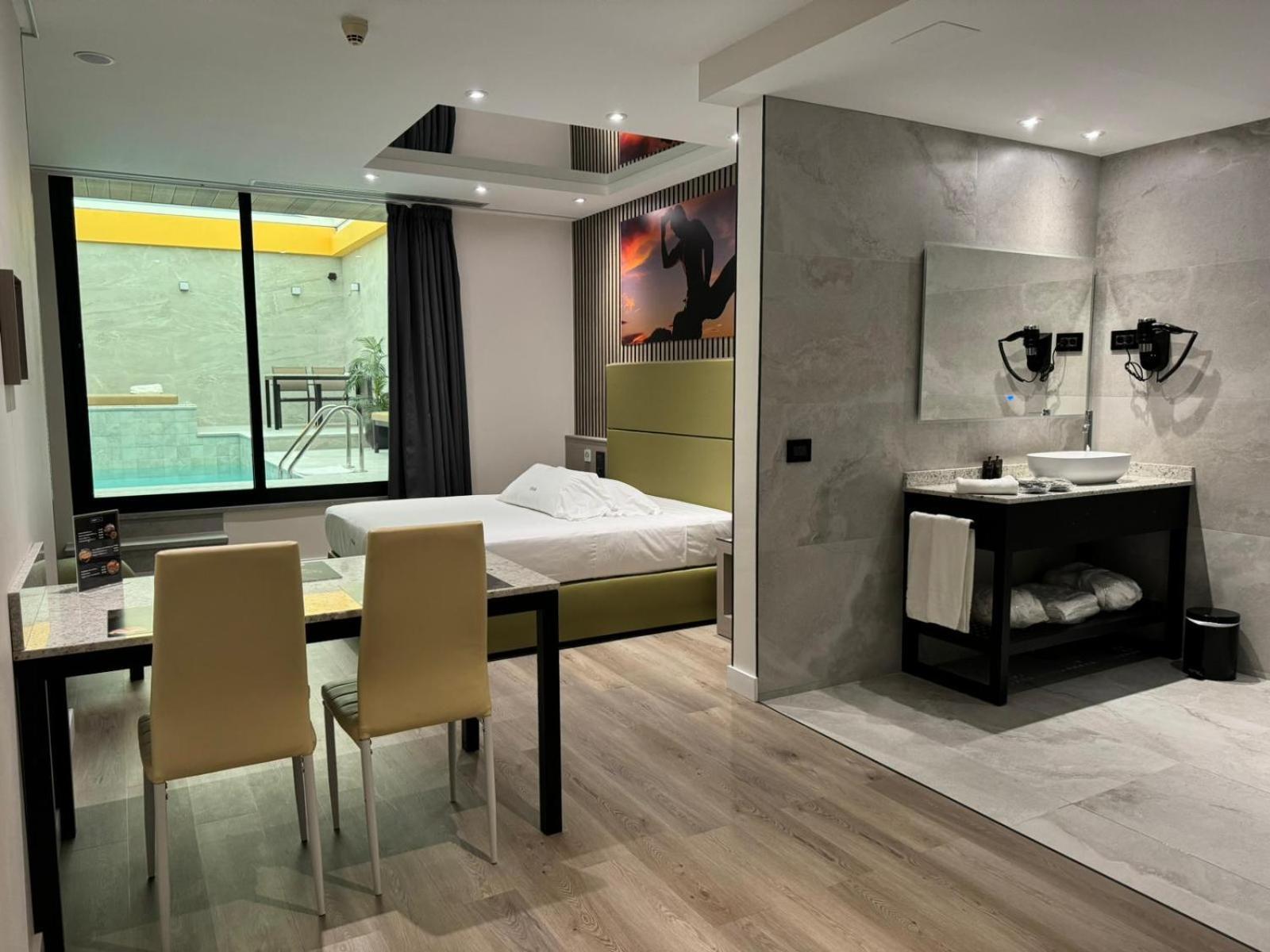 Zouk (adults Only) Hotel Alcala de Henares