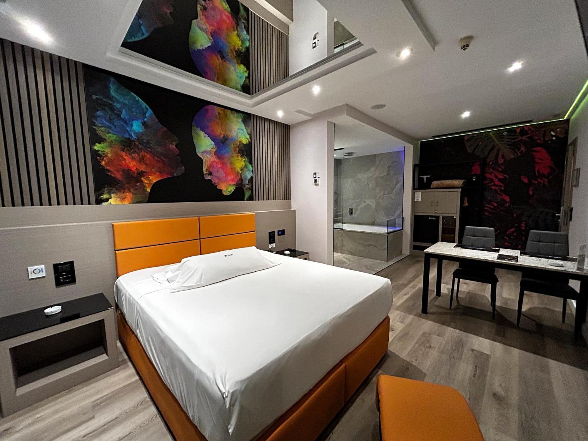 Zouk (adults Only) 2* Alcala de Henares
